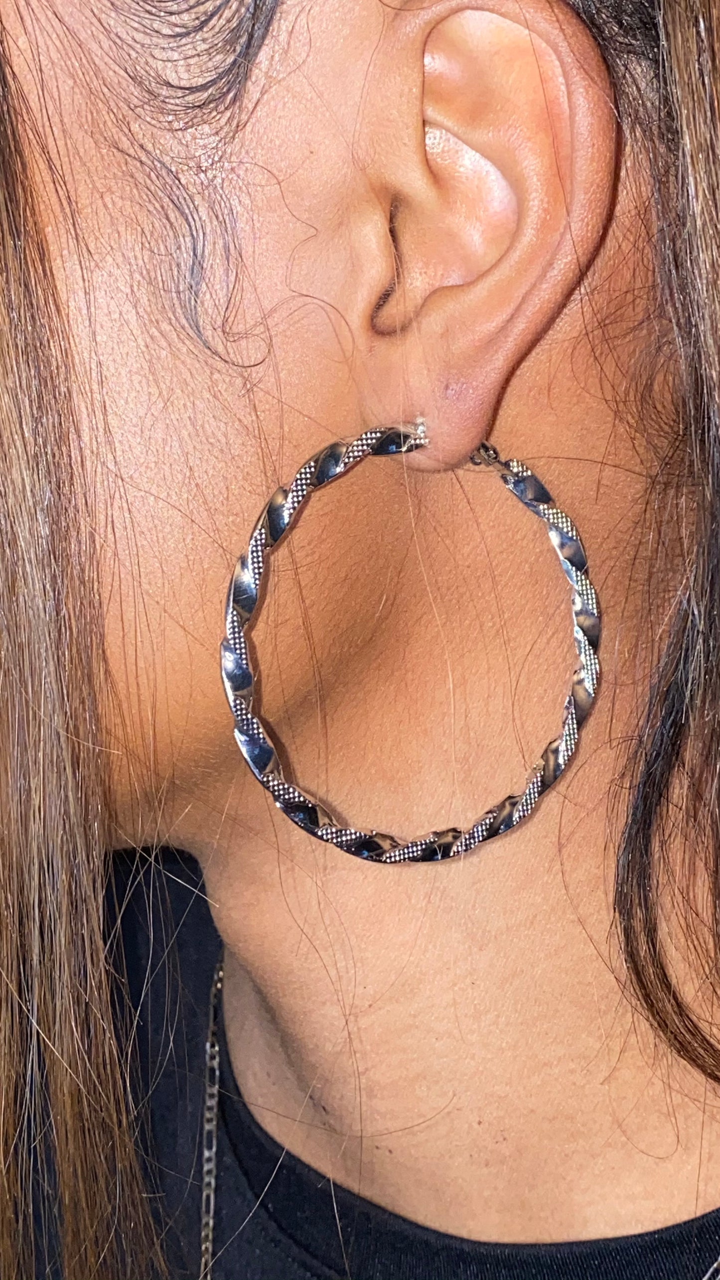 DesireeLiyah Spiral 50mm Gold/Silver Hoop